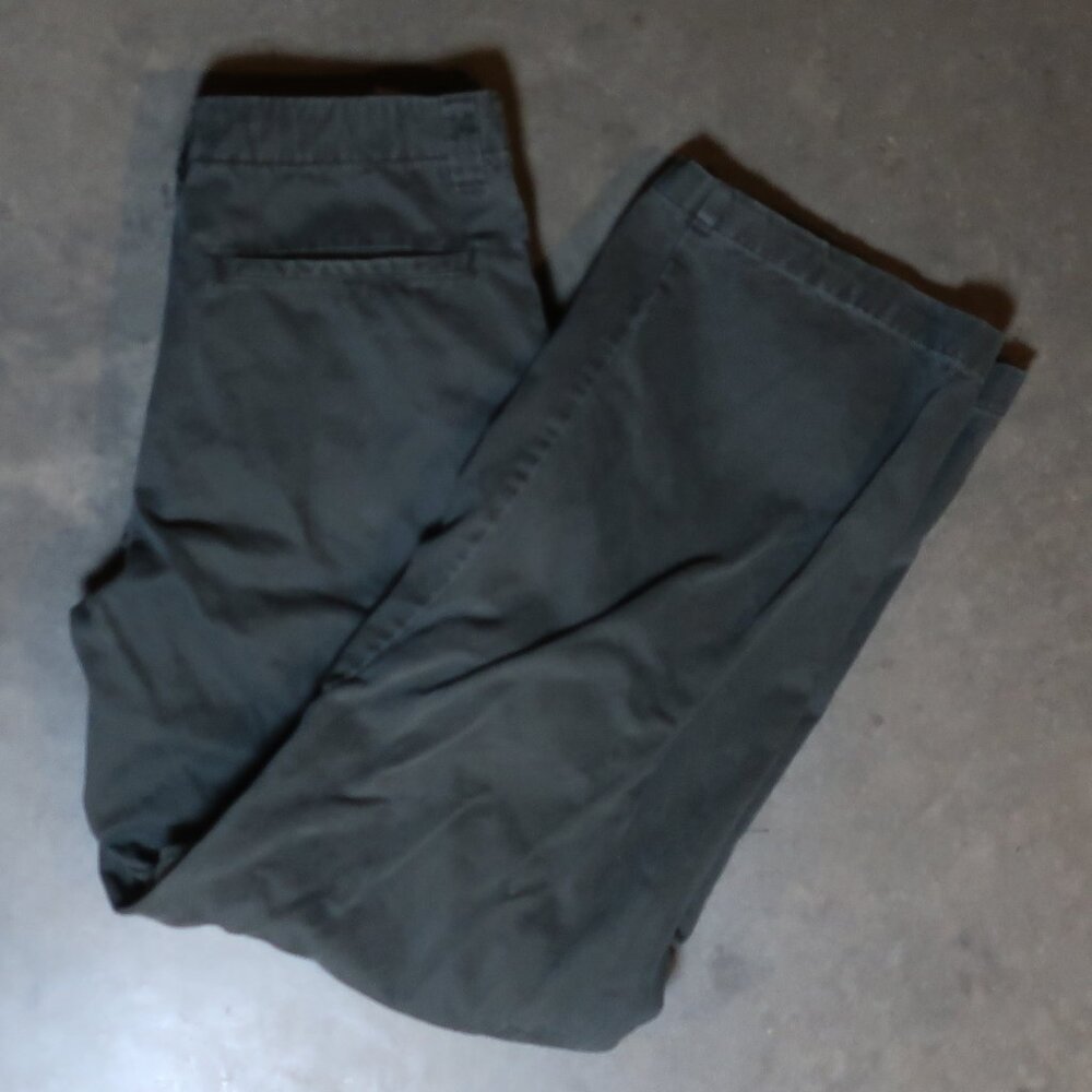 Brittania. 30x32. Men's Cargo Pants. Army Green.